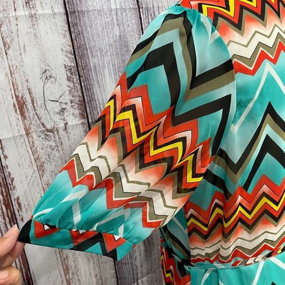 Rachel Kate Blue and Orange Chevron Shift Mini Dress Short Sleeve Size M #4029 - Picture 4 of 10